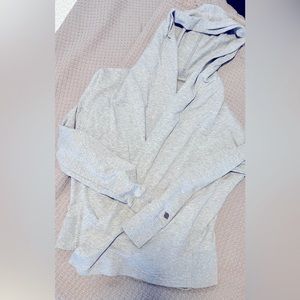 🌟Like NEW🌟 Tie front cardigan-Small-light gray cardigan.